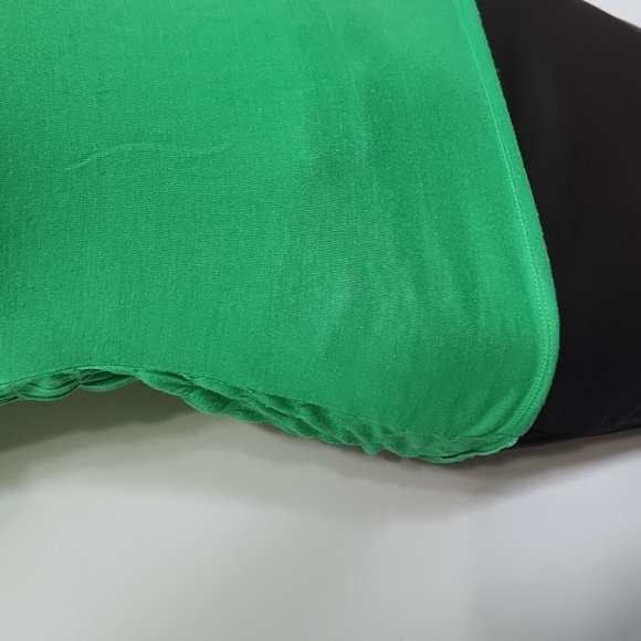 Derek Heart Green Short Sleeve Top - Picture 6 of 14